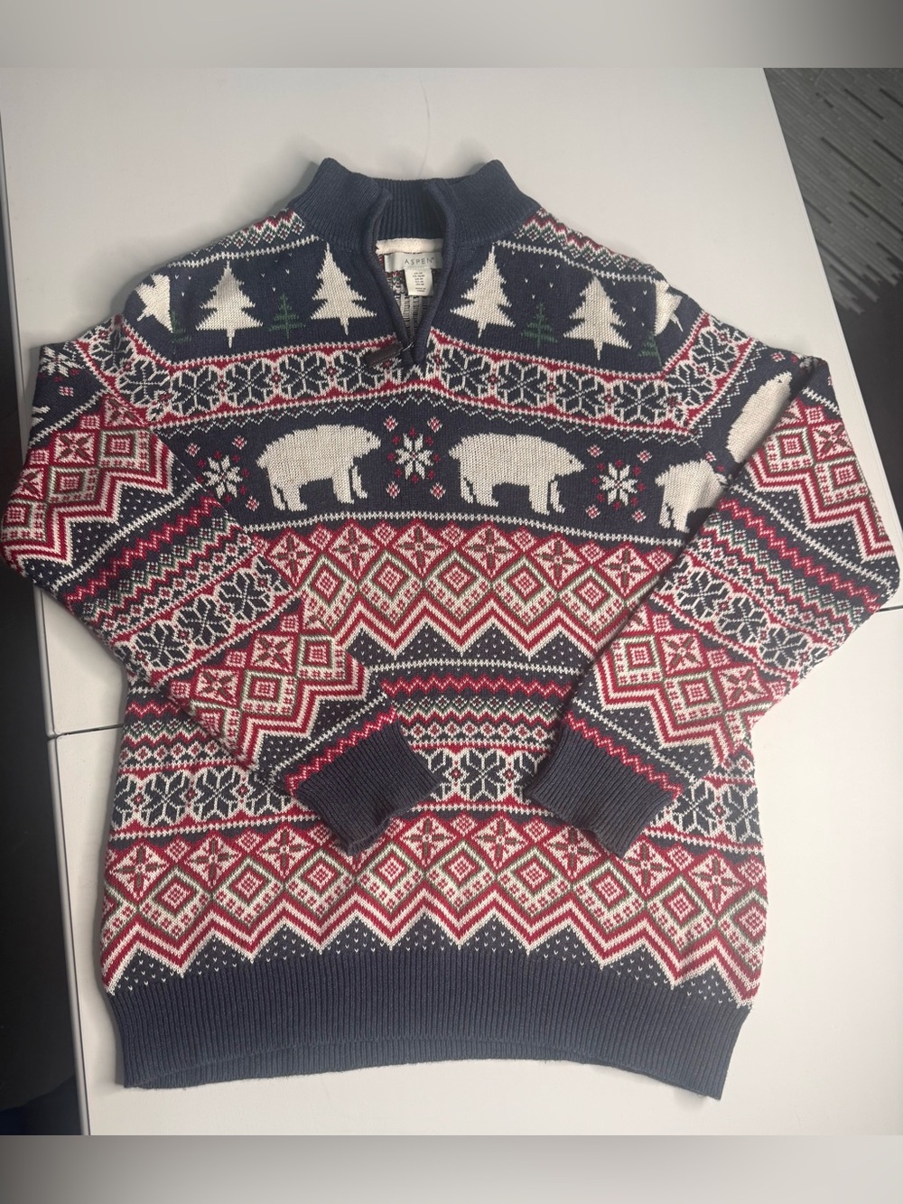 Aspen Men’s Size Medium Fair Isle Polar Bear 1/4 Zip Winter Sweater Navy Holiday